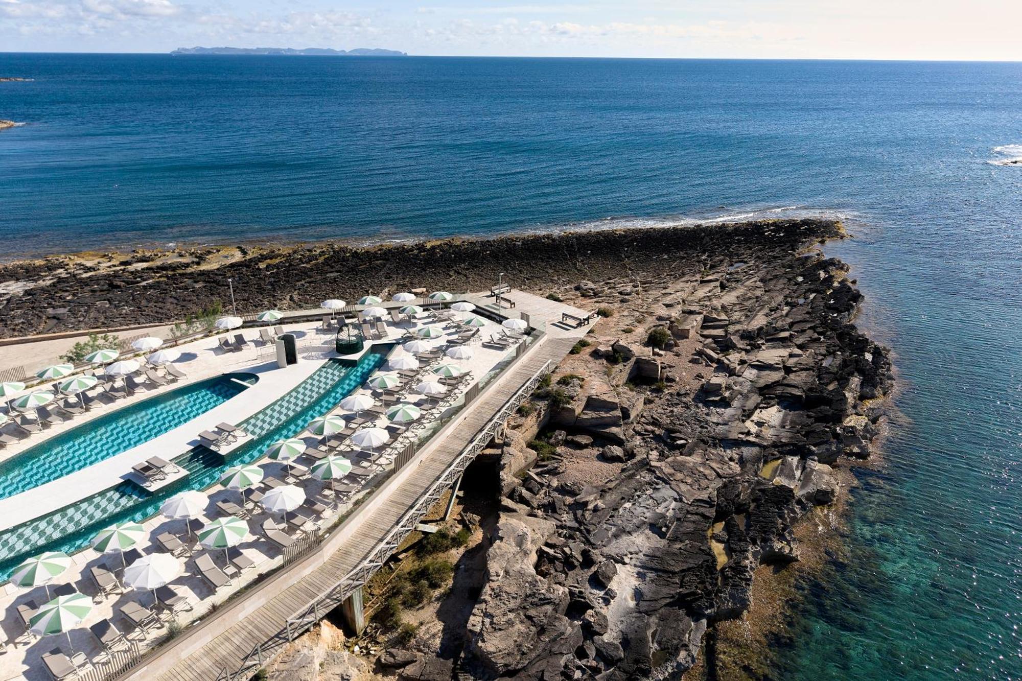 Отель Iberostar Selection Es Trenc -New Opening- Колонья Сант Джордин Экстерьер фото