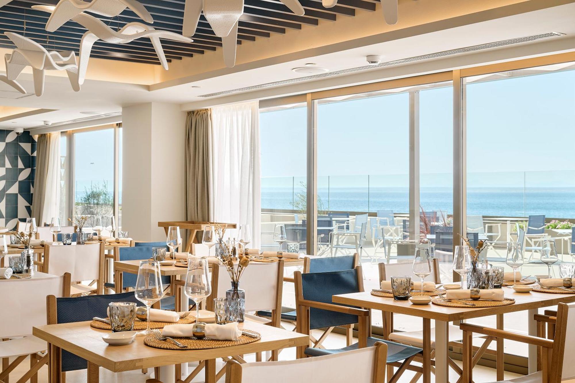 Отель Iberostar Selection Es Trenc -New Opening- Колонья Сант Джордин Экстерьер фото