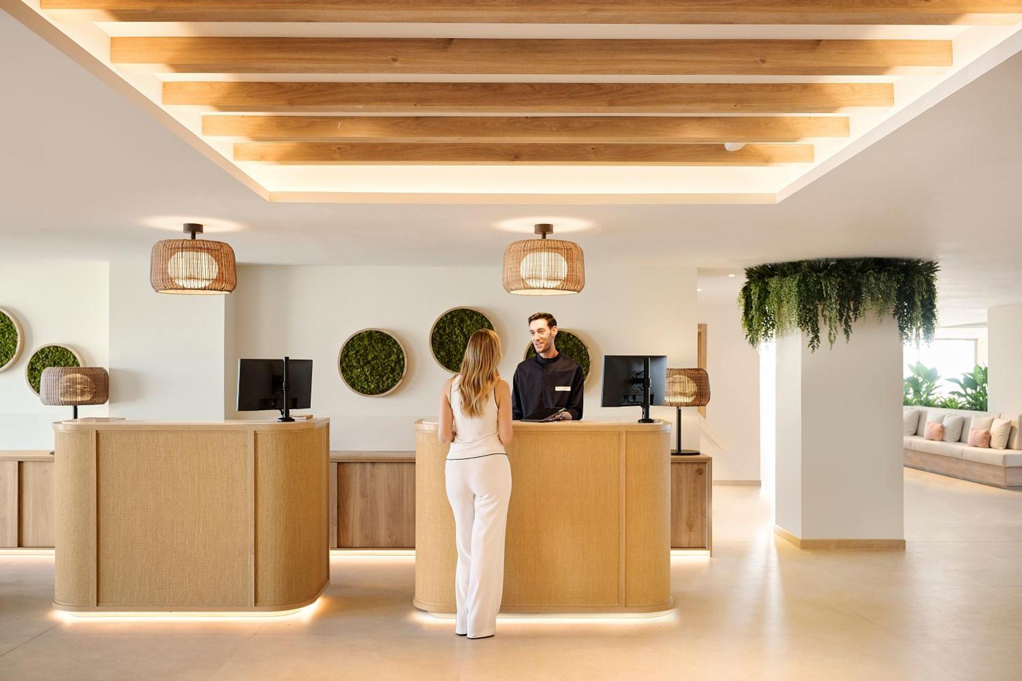Отель Iberostar Selection Es Trenc -New Opening- Колонья Сант Джордин Экстерьер фото